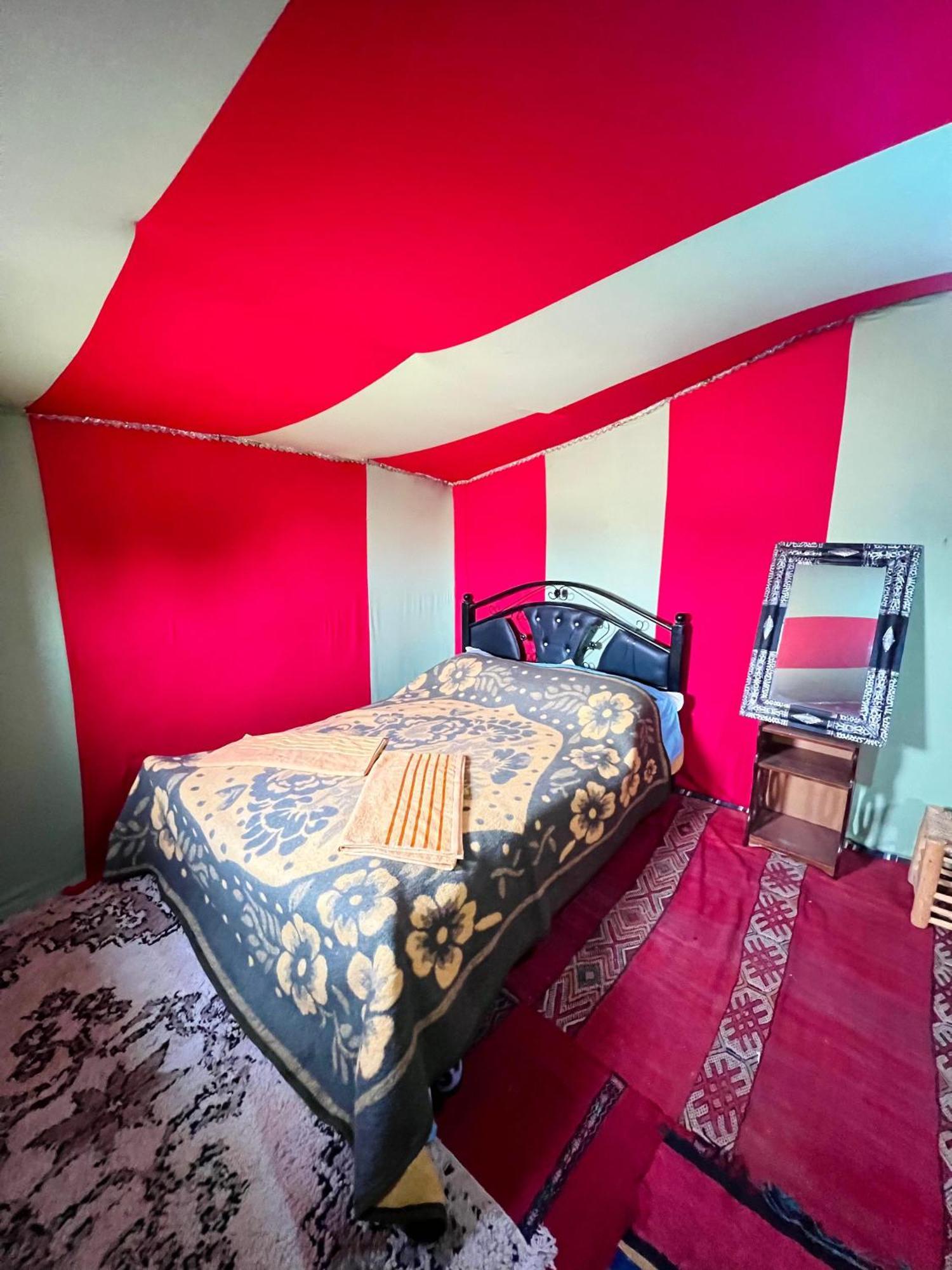 Camp Mbark Authentic Hotel M'Hamid Eksteriør billede
